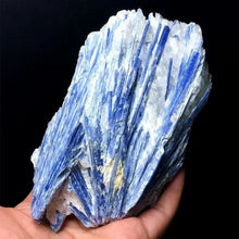 Load image into Gallery viewer, high quality kyanite rough crystal