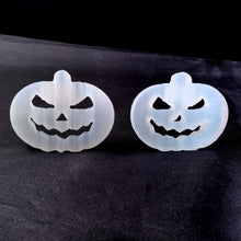 Load image into Gallery viewer, Natural Selenite Pumpkin Carving – Hand-Carved Crystal for Halloween Décor &amp; Gift