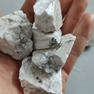 Natural Howlite Rough Healing Stones