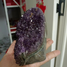 Load image into Gallery viewer, Beautiful Natural Amethyst Geode