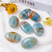 Load image into Gallery viewer, 1PC Natural Blue Onyx Palm Stone Mind Divination Healing Gem