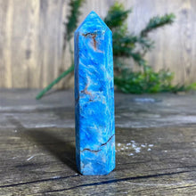 Load image into Gallery viewer, Natural Apatite Obelisk for Healing