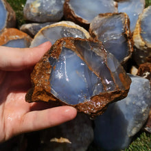 Load image into Gallery viewer, 1PC Chalcedony Raw Stone Specimen Home Decor