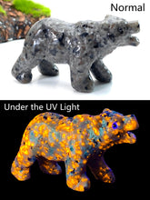 Load image into Gallery viewer, 1PC Natural Yooperlite Bear Carving