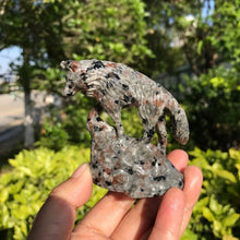 Load image into Gallery viewer, 7.5cm Natural Yooperlite Stone Wolf Carving