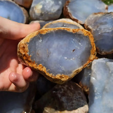Load image into Gallery viewer, 1PC Chalcedony Raw Stone Specimen Home Decor