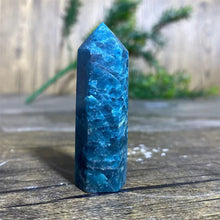 Load image into Gallery viewer, Natural Apatite Obelisk for Healing