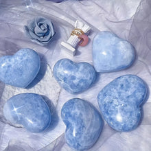 Load image into Gallery viewer, 1PC Random Celestite Heart Healing Crystal