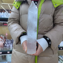 Load image into Gallery viewer, 1PC 2.5kg Natural White Quartz Large Obelisk for Healing