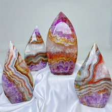 Load image into Gallery viewer, Natural Amethyst Agate Free Form Crystal Home Decor