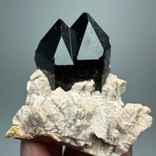 Load image into Gallery viewer, Natural Epidote Feldspar Quartz Ore Specimen Home Decor