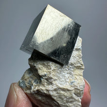 Load image into Gallery viewer, 1PC Natural Spain Pyrite Cube Crystal Specimen for Healing