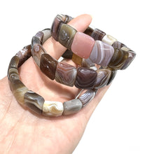 Load image into Gallery viewer, Natural Persian Gulf Agate Bracelet – Striped Gemstone Beaded Stretch Jewelry for Men &amp; Women