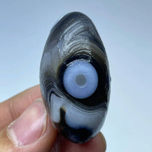 Load image into Gallery viewer, Natural Sardonyx Agate Alxa Gobi Eye Mineral Specimen for Energy Healing