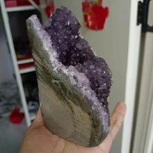 Load image into Gallery viewer, Beautiful Natural Amethyst Geode