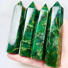 Load image into Gallery viewer, Natural Emerald Crystal Healing Obelisk