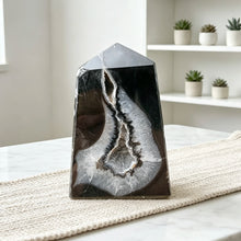 Load image into Gallery viewer, 1PC Natural Black Onyx Geode Agate Point for Healing
