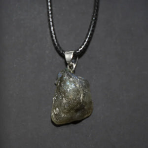 Natural Amethyst Multiple Rough Stone Pendant – Healing Crystal Necklace – Irregular Quartz Jewelry Gift