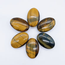 Load image into Gallery viewer, Natural Tigers Eye Palm Stone for Healing