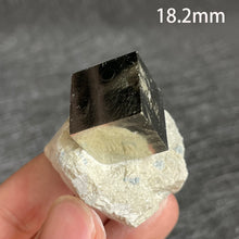 Load image into Gallery viewer, 1PC Natural Spain Raw Quartz with Chalcopyrite Mineral Specimen for Healing