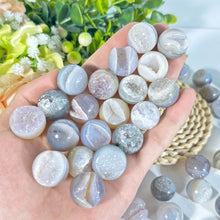 Load image into Gallery viewer, 1PC High Quality Natural Agate Geode Sphere