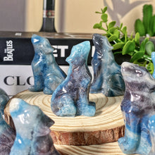 Load image into Gallery viewer, 1PC Natural High Quality Trolleite Wolf Carving for Healing