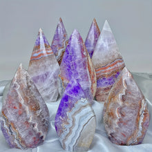 Load image into Gallery viewer, Natural Amethyst Agate Free Form Crystal Home Decor