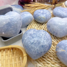 Load image into Gallery viewer, 1PC Random Celestite Heart Healing Crystal