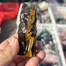 Load image into Gallery viewer, Natural Tigers Eye Stone Wolf Carving for Healing