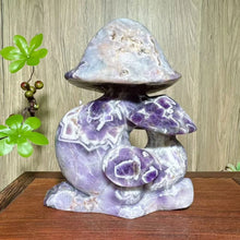 Load image into Gallery viewer, Natural Dream Amethyst Mushroom Family Carving Home Decor