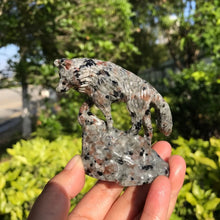 Load image into Gallery viewer, 7.5cm Natural Yooperlite Stone Wolf Carving