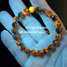 Load image into Gallery viewer, Natural Yooperlite Bracelet With UV Light Reactive Stone Adjustable Stretch Beads Bracelet