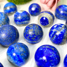 Load image into Gallery viewer, natural lapis lazuli sphere